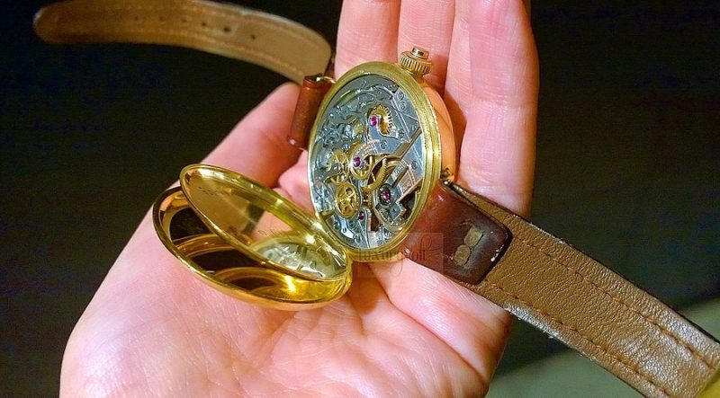 1930 VINTAGE WATCHES HANDS ON VINTAGE ULYSSE NARDIN WATCH-2