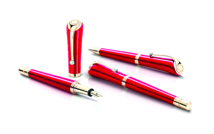 From her four-inch heels, to her love for Akoya pearls, one can find subtle reflections of Marilyn Monroe in this Montblanc Muse